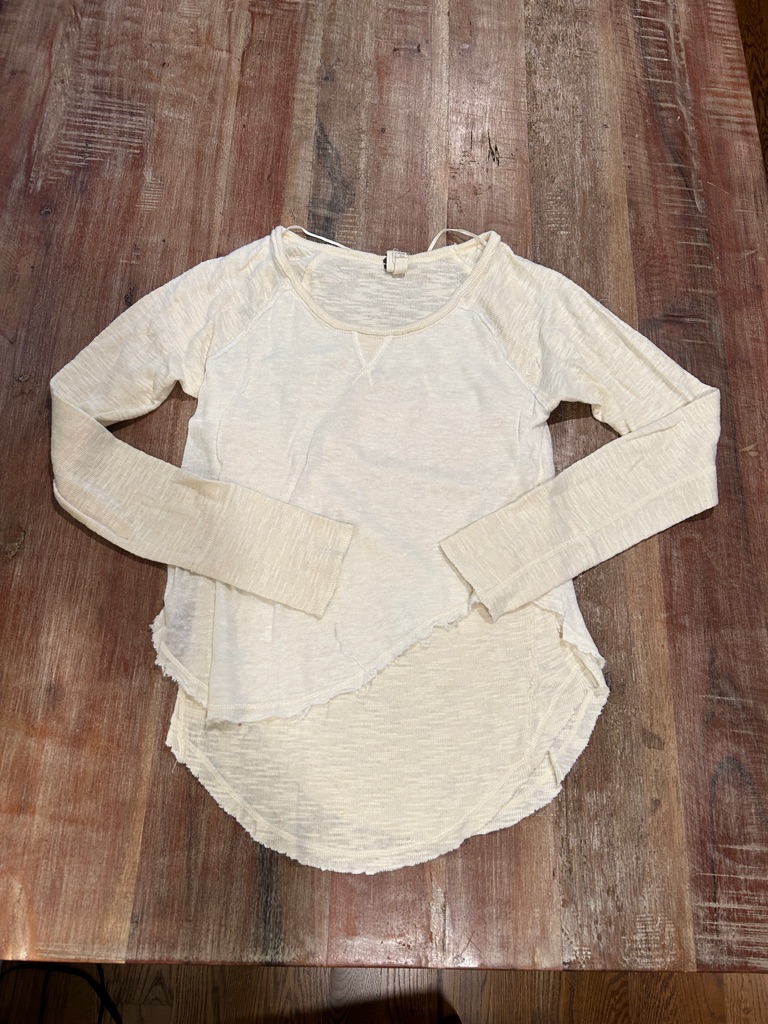 We The Free Vtg Cream Friday Feeling Layered Hem Linen Feel Long-Sleeve Top